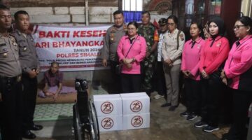 Polres Simalungun Lakukan Home Visit kepada Penyandang Disabilitas dalam Rangka Hari Bhayangkara ke-78